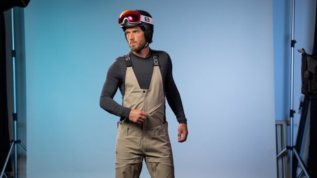 How to Choose Ski and Snowboard Base Layers & Long Underwear