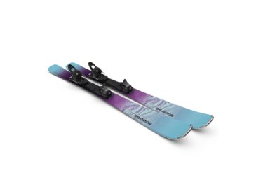 Une paire de skis Salomon